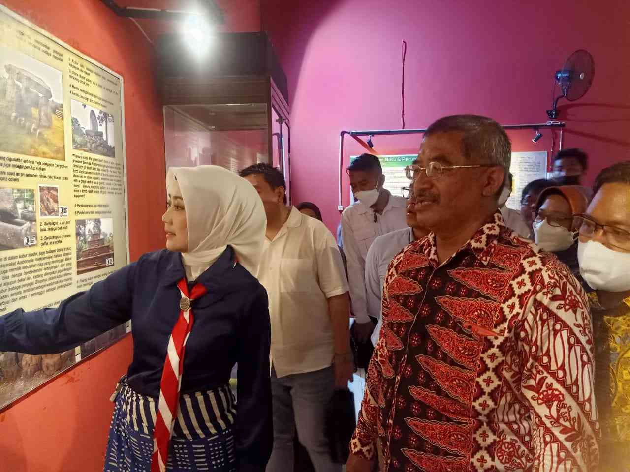 Kunjungan Atalia Ridwan Kamil di Museum History of Sundaland